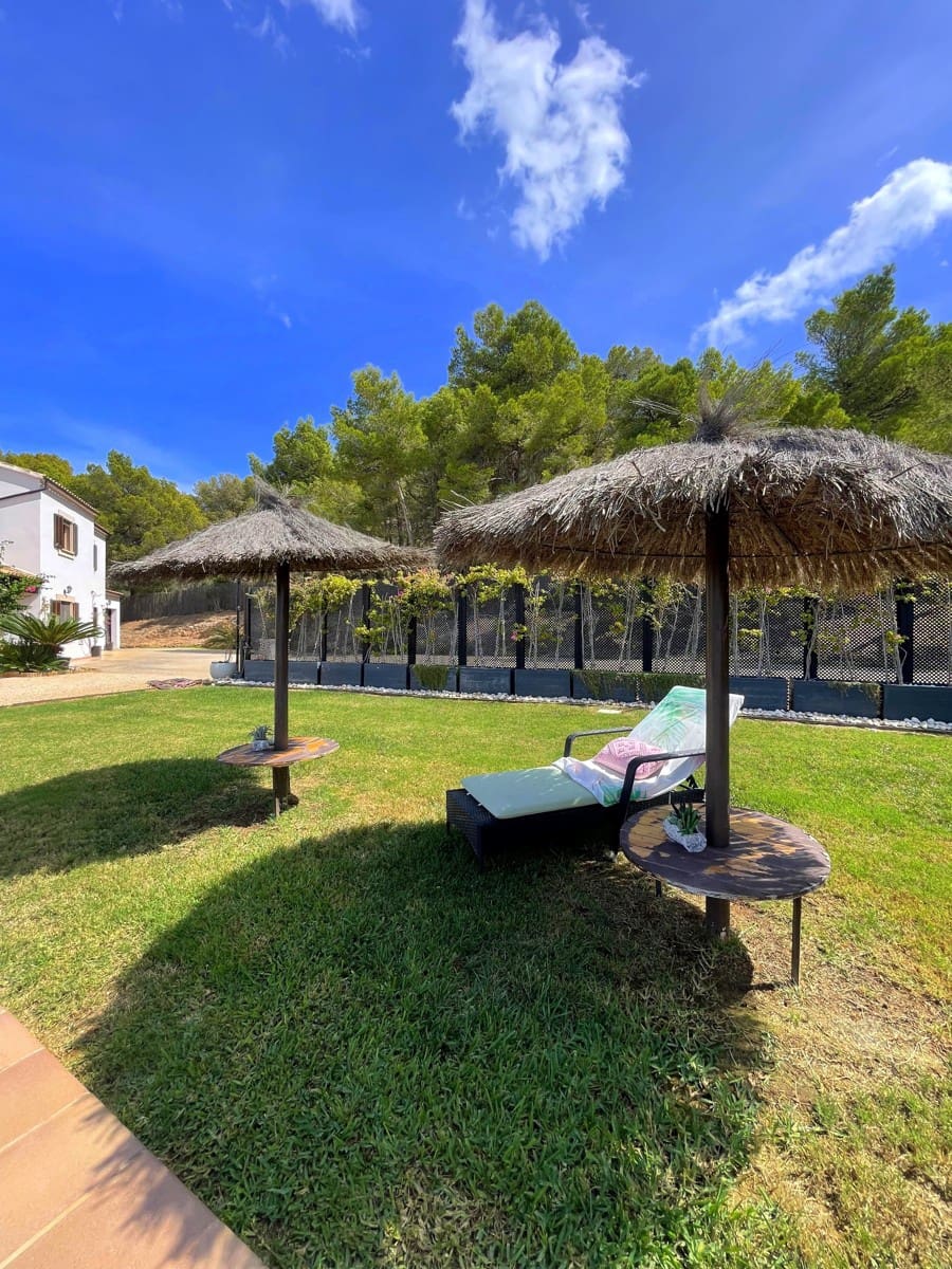4 soveværelse Finca/Landehus til salg i Calvia med swimmingpool - € 2.170.000 (Ref: 8840327)