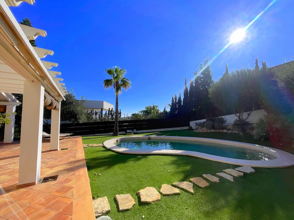 5 chambre Villa/Maison à vendre à Santa Ponsa avec piscine - 2 750 000 € (Ref: 8879132)