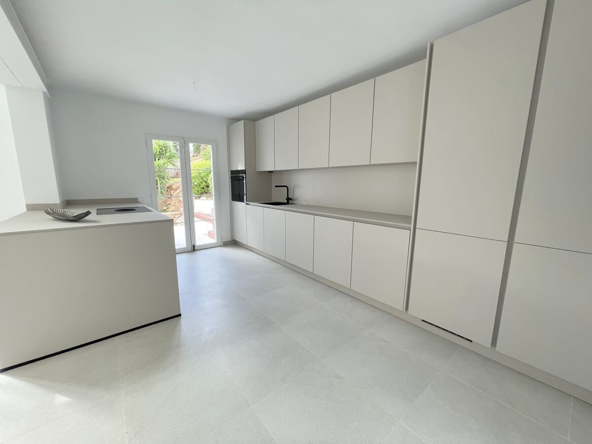 5 chambre Villa/Maison à vendre à Santa Ponsa avec piscine - 2 750 000 € (Ref: 8879132)