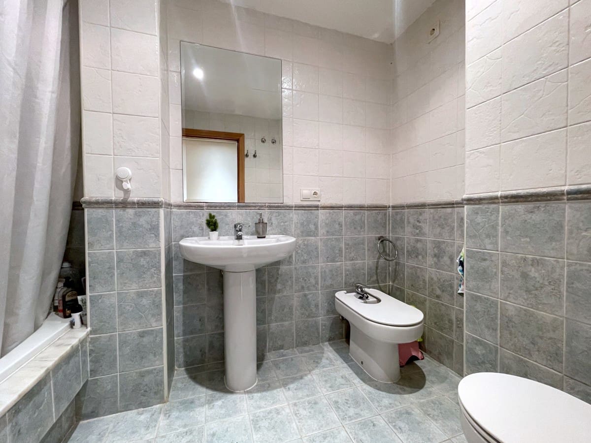 3 soveværelse Lejlighed til salg i Son Gual - € 450.000 (Ref: 8882320)