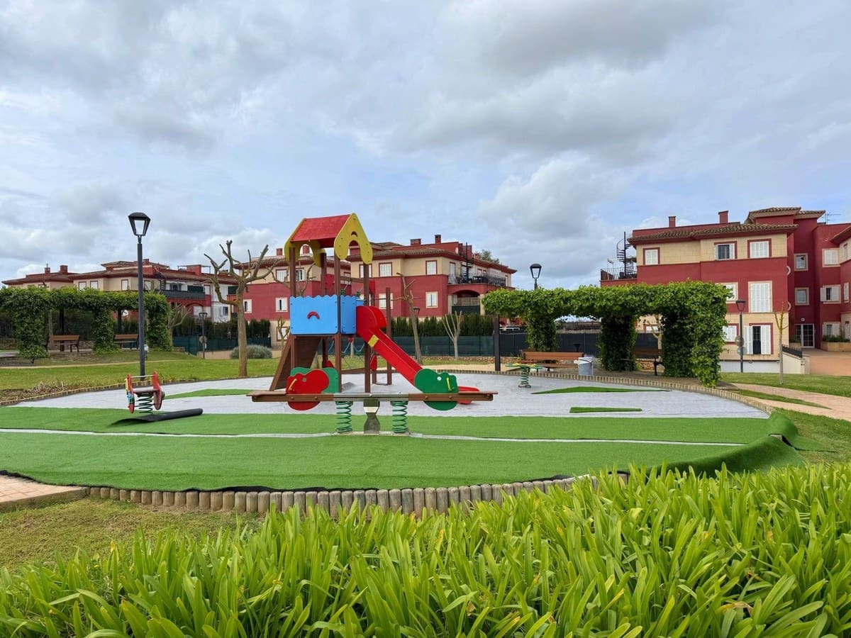 3 soveværelse Lejlighed til salg i Son Gual - € 450.000 (Ref: 8882320)