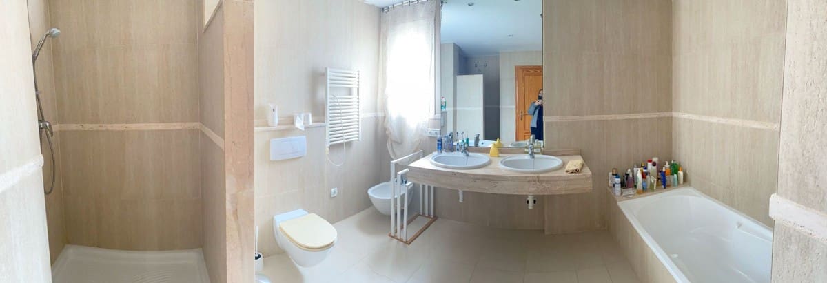 3 bedroom Flat for sale in Santa Ponsa - € 880,000 (Ref: 8885624)