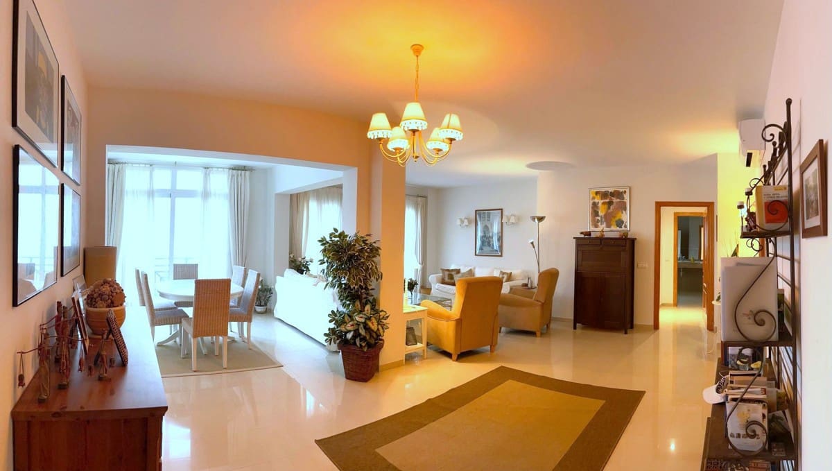 3 bedroom Flat for sale in Santa Ponsa - € 880,000 (Ref: 8885624)