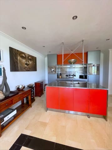 3 soverom Villa til salgs i Costa de la Calma, Calvià med svømmebasseng - € 2 650 000 (Ref: 8887276)