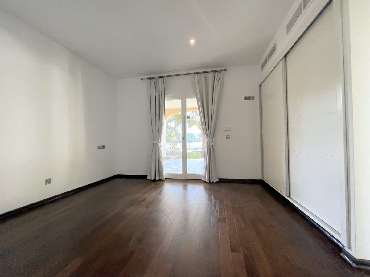 3 soveværelse Villa til salg i Sol de Mallorca med swimmingpool - € 2.400.000 (Ref: 8894361)