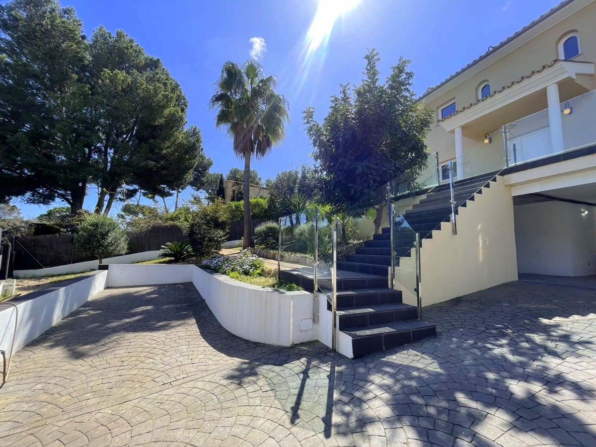 3 soveværelse Villa til salg i Sol de Mallorca med swimmingpool - € 2.400.000 (Ref: 8894361)