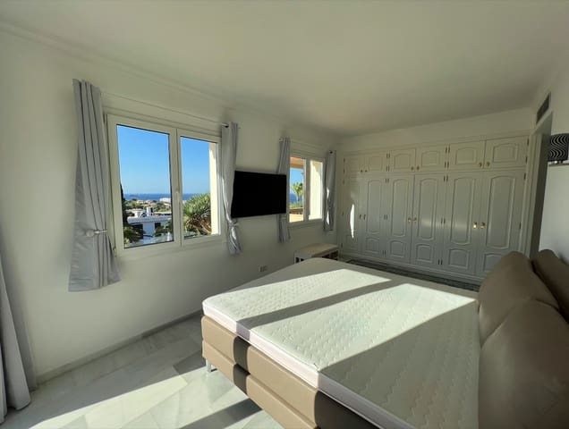 4 soveværelse Villa til leje i Santa Ponsa, Calvià med swimmingpool - € 6.900 (Ref: 8906969)