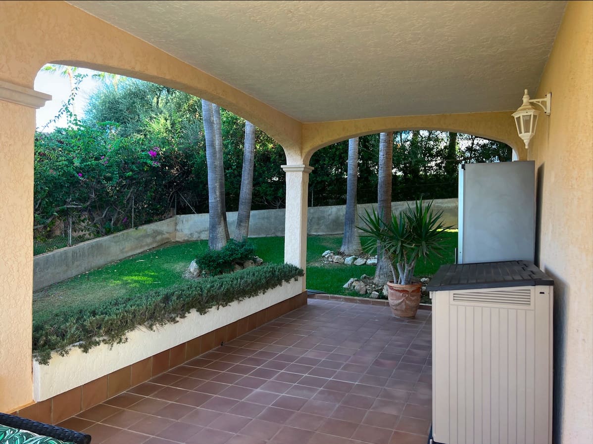 Villa/Maison de 4 chambres à louer à Santa Ponsa avec piscine - 6 900 € (Ref: 8906969)