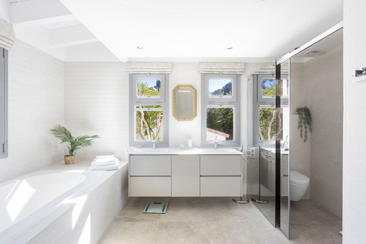 4 chambre Villa/Maison à vendre à Santa Ponsa avec piscine - 3 499 000 € (Ref: 8907105)