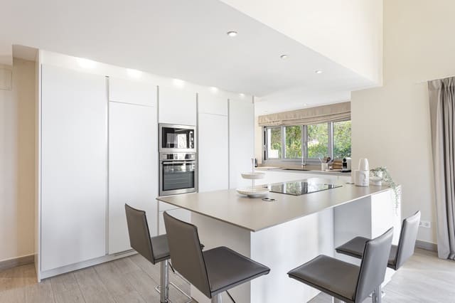 4 chambre Villa/Maison à vendre à Santa Ponsa, Calvià avec piscine - 3 499 000 € (Ref: 8907105)