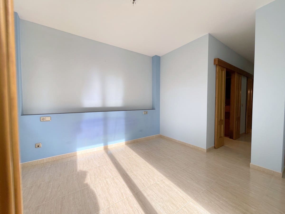 6 bedroom Villa for sale in Santa Ponsa with pool - € 1,990,000 (Ref: 8920778)