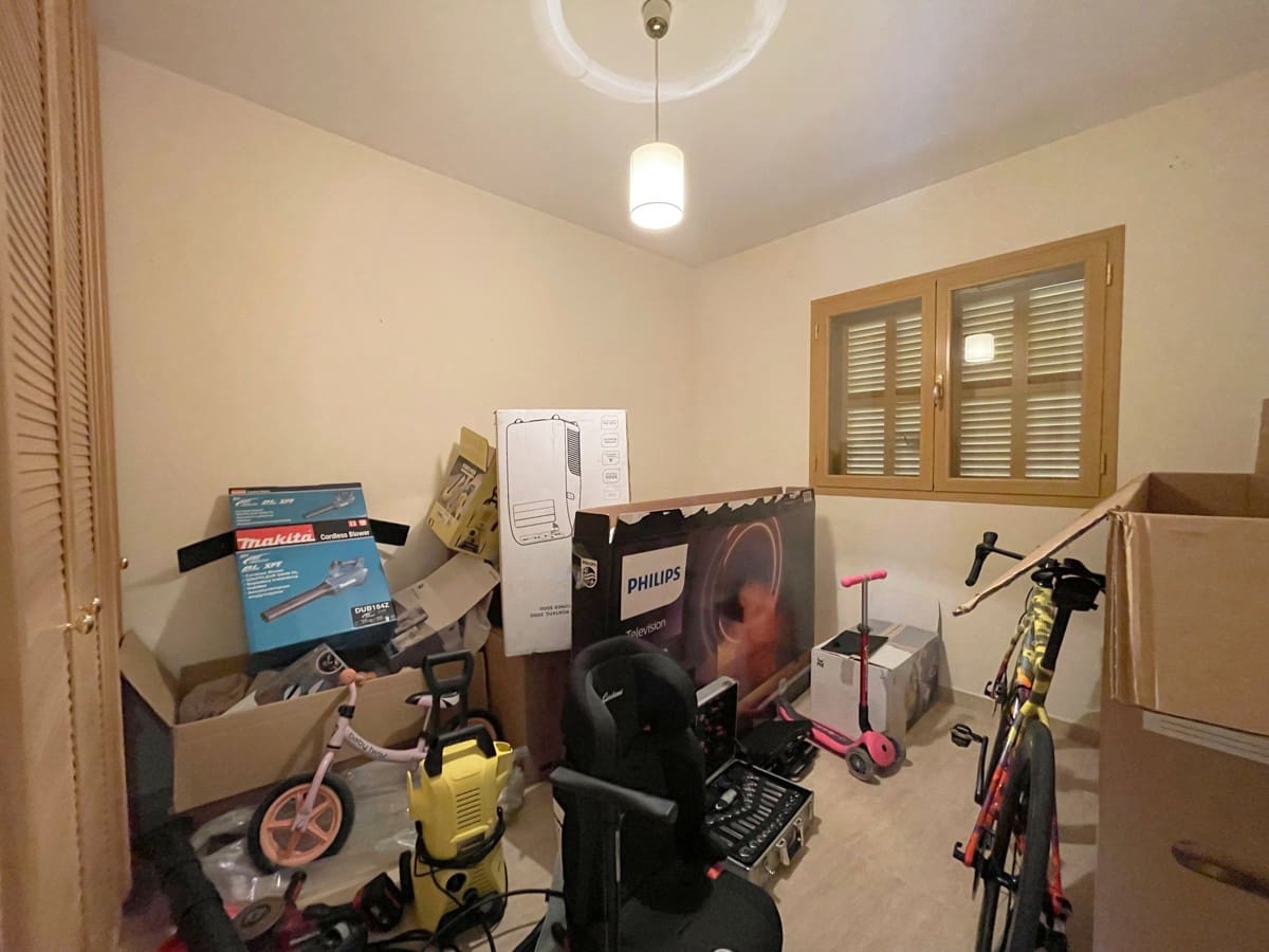 6 bedroom Villa for sale in Santa Ponsa with pool - € 1,990,000 (Ref: 8920778)