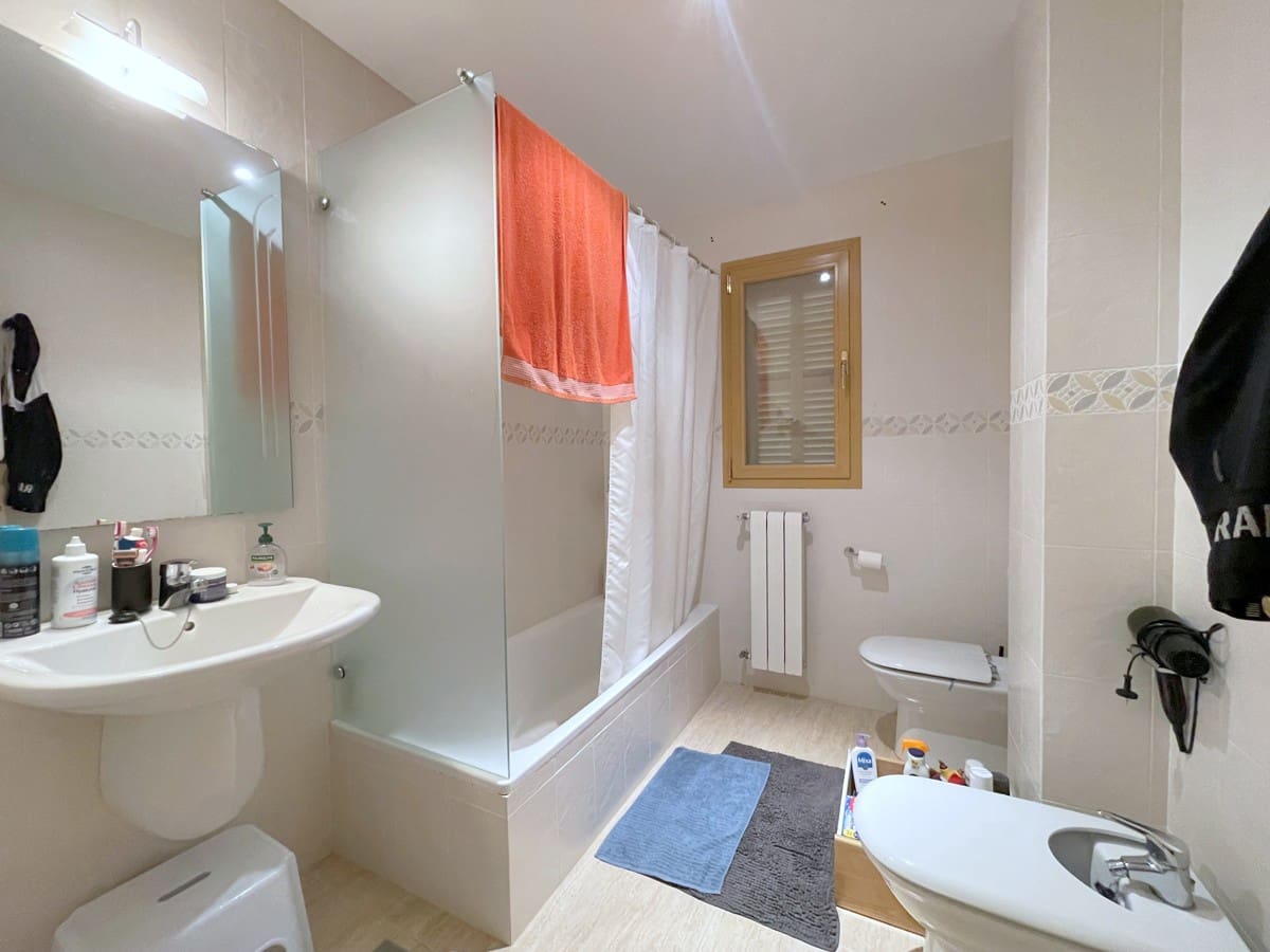 6 bedroom Villa for sale in Santa Ponsa with pool - € 1,990,000 (Ref: 8920778)