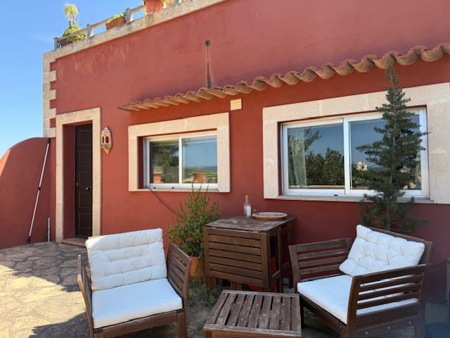 5 bedroom Villa for sale in Santa Ponsa with pool - € 1,999,000 (Ref: 8923350)