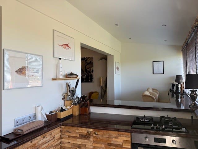 5 bedroom Villa for sale in Santa Ponsa with pool - € 1,999,000 (Ref: 8923350)