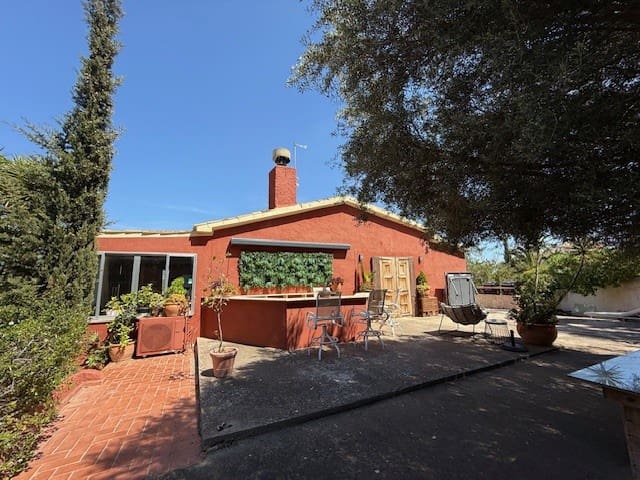 5 bedroom Villa for sale in Santa Ponsa with pool - € 1,999,000 (Ref: 8923350)