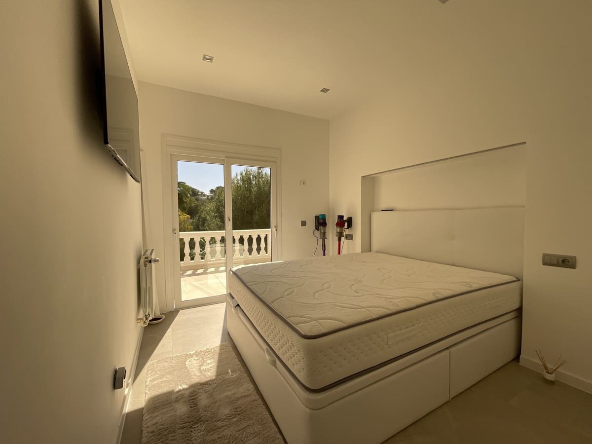 4 sypialnia Willa na sprzedaż w Costa de la Calma z basenem - 2 290 000 € (Ref: 8923351)