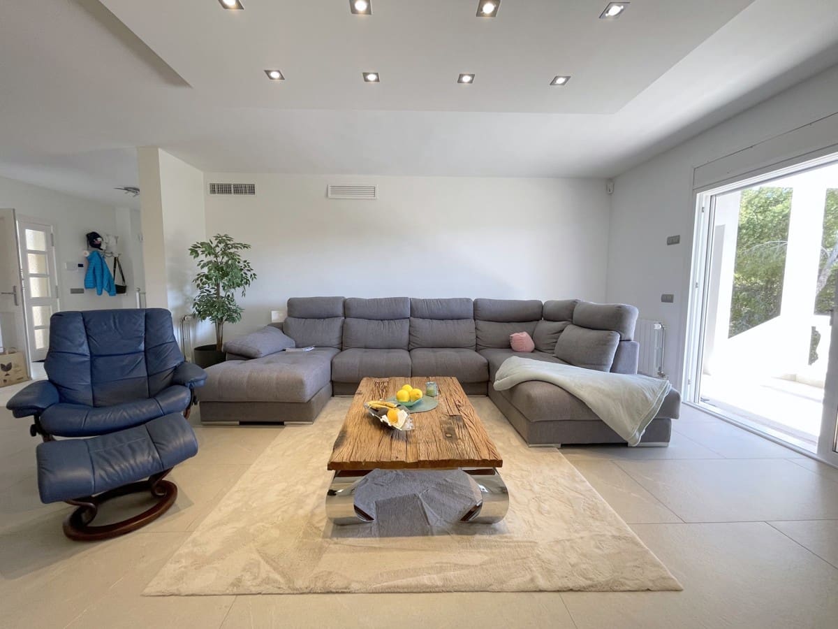 4 sypialnia Willa na sprzedaż w Costa de la Calma z basenem - 2 290 000 € (Ref: 8923351)