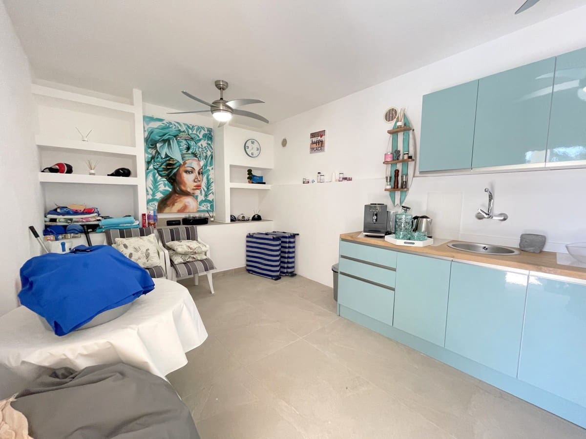 4 sypialnia Willa na sprzedaż w Costa de la Calma z basenem - 2 290 000 € (Ref: 8923351)