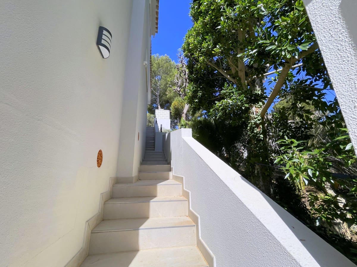 4 sypialnia Willa na sprzedaż w Costa de la Calma z basenem - 2 290 000 € (Ref: 8923351)