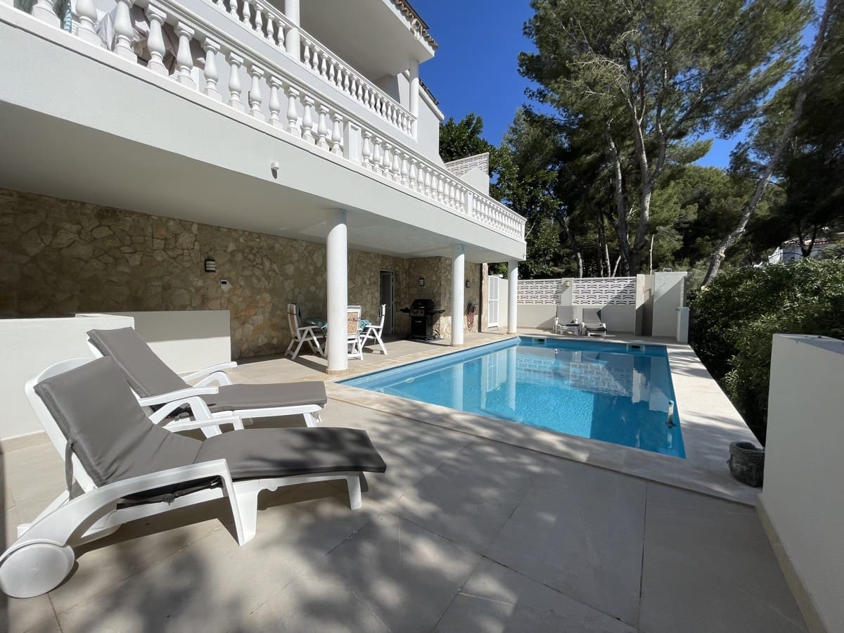 4 sypialnia Willa na sprzedaż w Costa de la Calma z basenem - 2 290 000 € (Ref: 8923351)