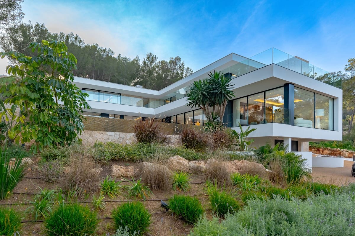 4 slaapkamer Villa te koop in Palma de Mallorca met zwembad - € 8.400.000 (Ref: 8923352)