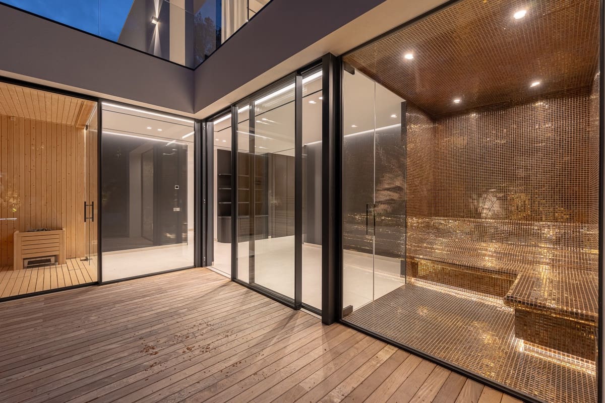 4 slaapkamer Villa te koop in Palma de Mallorca met zwembad - € 8.400.000 (Ref: 8923352)