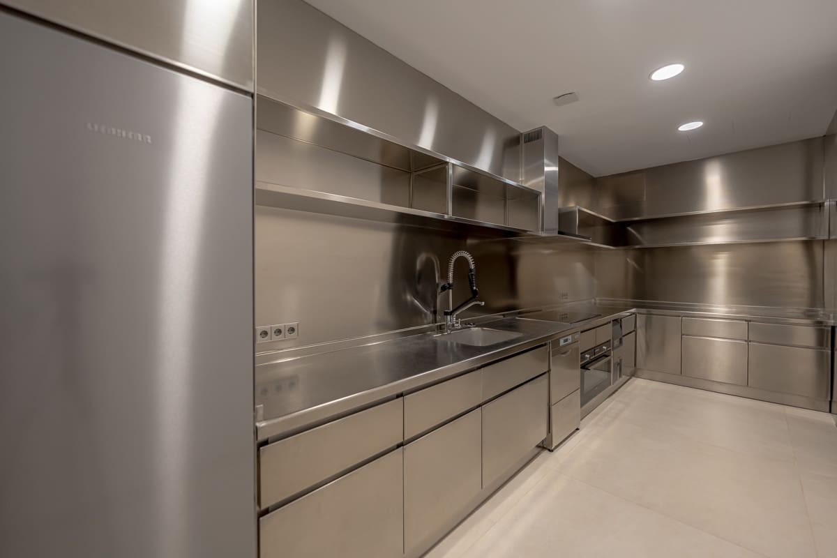 4 slaapkamer Villa te koop in Palma de Mallorca met zwembad - € 8.400.000 (Ref: 8923352)