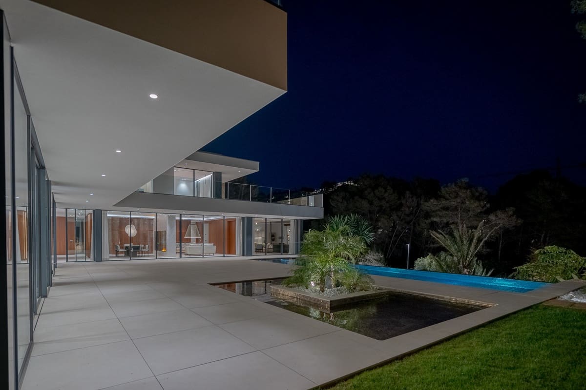 4 slaapkamer Villa te koop in Palma de Mallorca met zwembad - € 8.400.000 (Ref: 8923352)