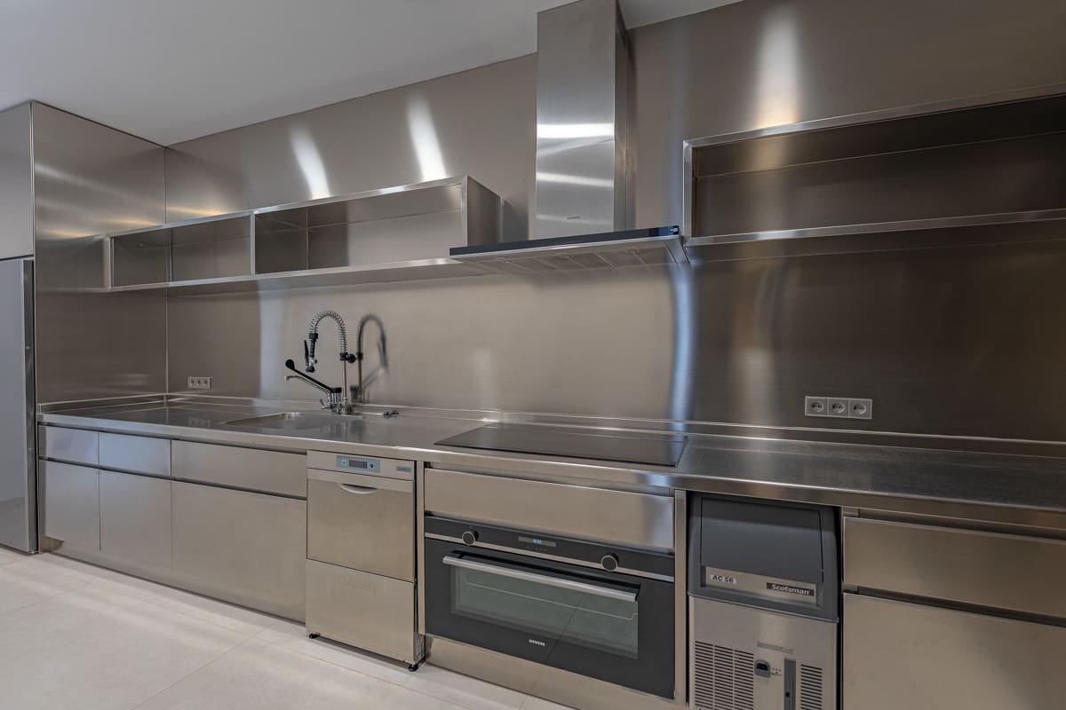 4 slaapkamer Villa te koop in Palma de Mallorca met zwembad - € 8.400.000 (Ref: 8923352)