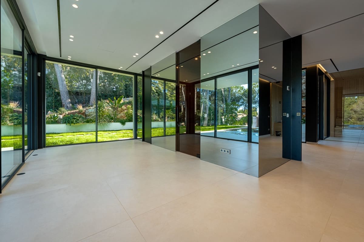 4 slaapkamer Villa te koop in Palma de Mallorca met zwembad - € 8.400.000 (Ref: 8923352)