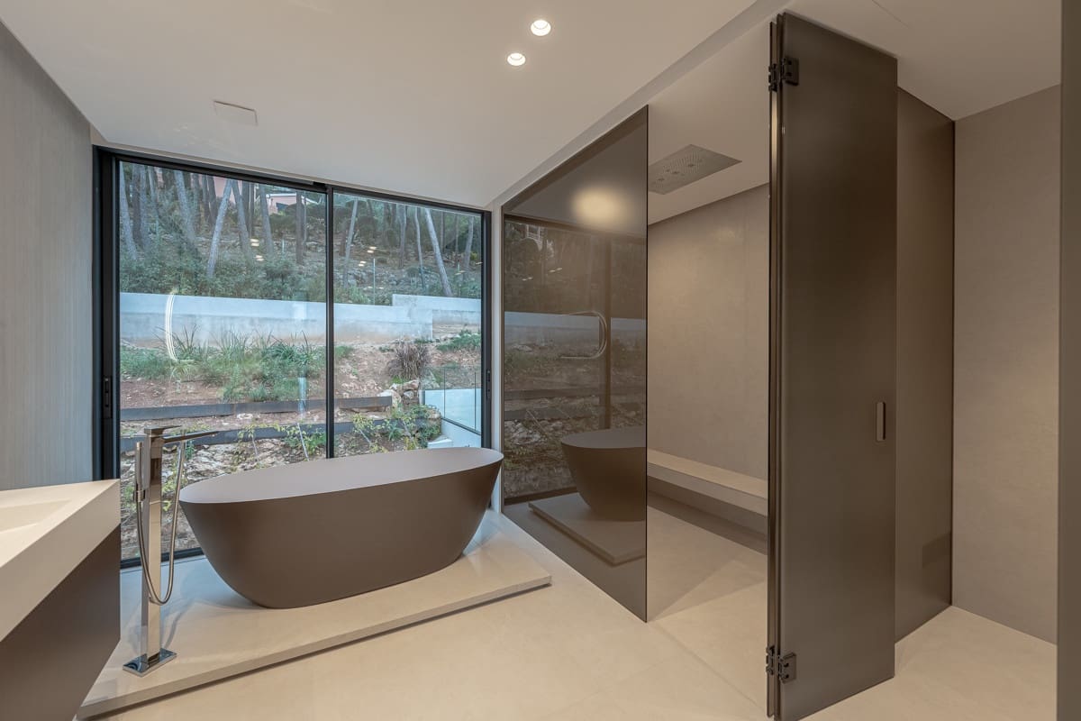 4 slaapkamer Villa te koop in Palma de Mallorca met zwembad - € 8.400.000 (Ref: 8923352)