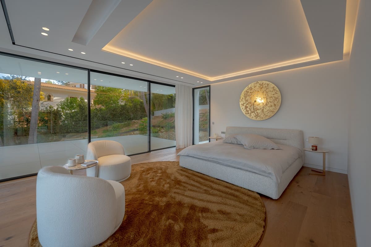 4 slaapkamer Villa te koop in Palma de Mallorca met zwembad - € 8.400.000 (Ref: 8923352)