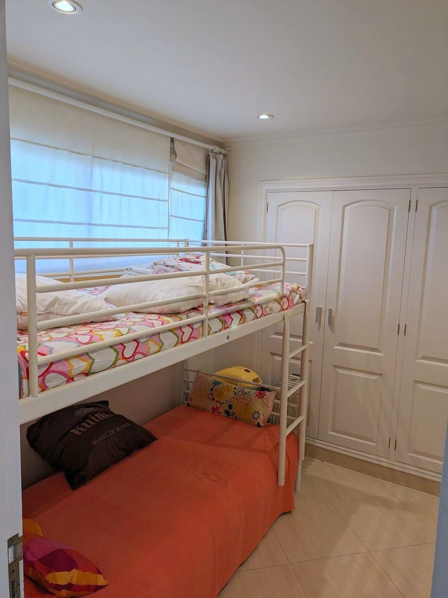 2 soveværelse Penthouse til salg i Portals Nous - € 425.000 (Ref: 8925441)