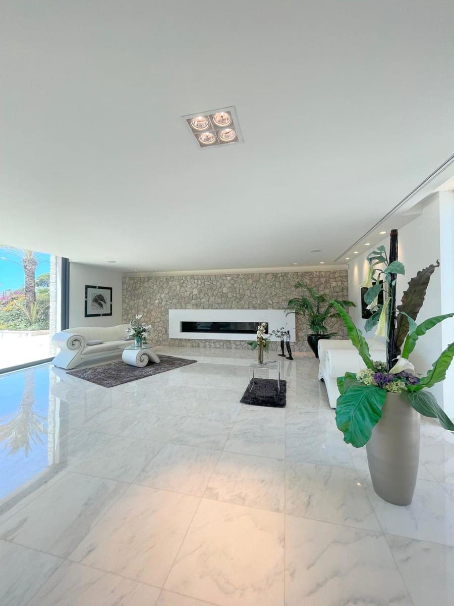 4 soveværelse Villa til salg i Santa Ponsa med swimmingpool - € 6.900.000 (Ref: 8925442)