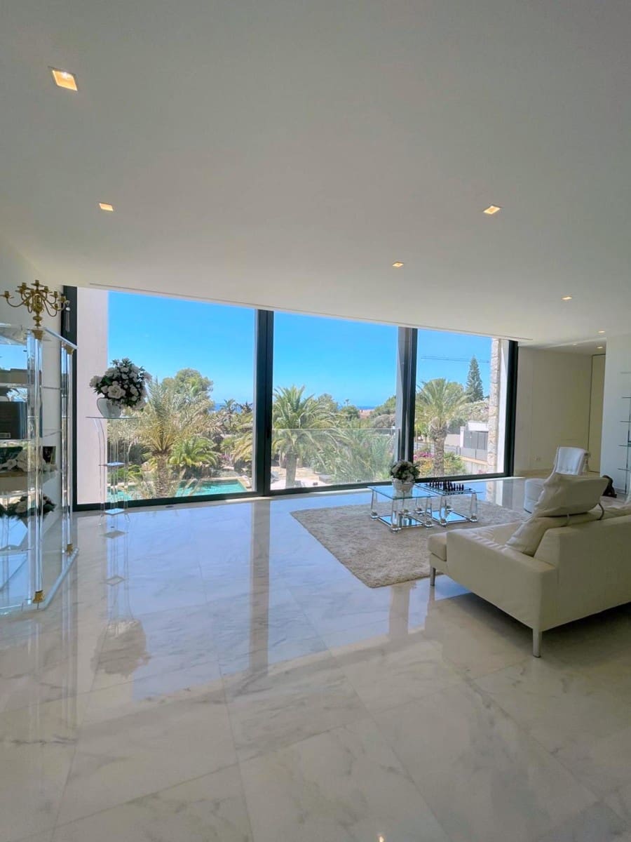 4 soveværelse Villa til salg i Santa Ponsa med swimmingpool - € 6.900.000 (Ref: 8925442)