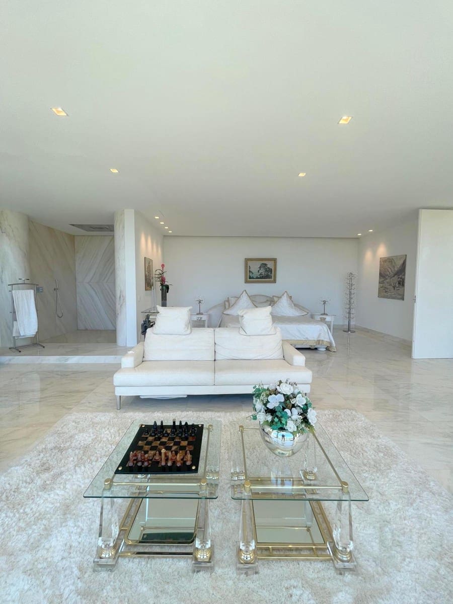 4 soveværelse Villa til salg i Santa Ponsa med swimmingpool - € 6.900.000 (Ref: 8925442)