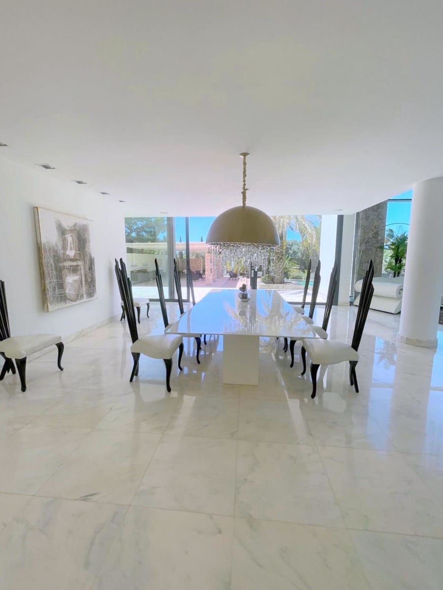 4 soveværelse Villa til salg i Santa Ponsa med swimmingpool - € 6.900.000 (Ref: 8925442)