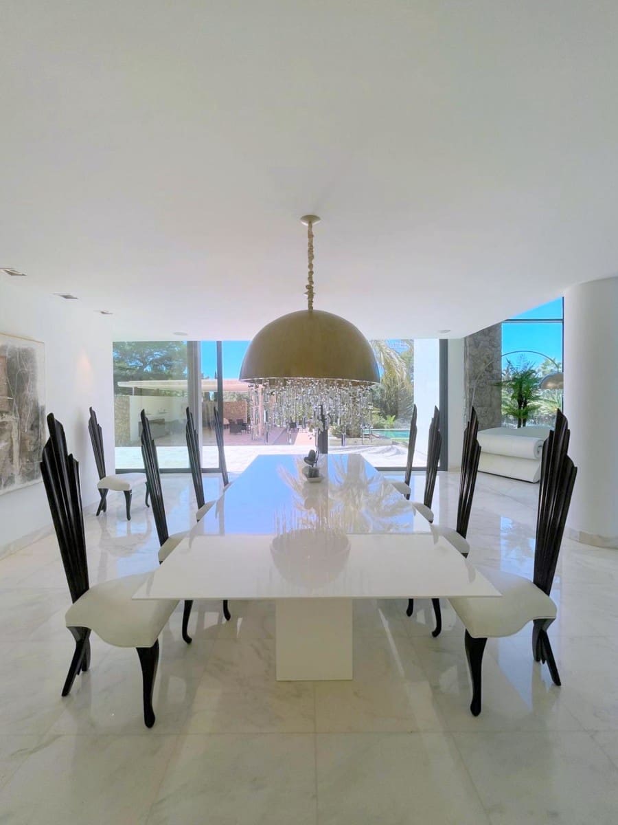 4 soveværelse Villa til salg i Santa Ponsa med swimmingpool - € 6.900.000 (Ref: 8925442)