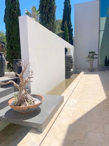 4 soveværelse Villa til salg i Santa Ponsa, Calvià med swimmingpool - € 6.900.000 (Ref: 8925442)