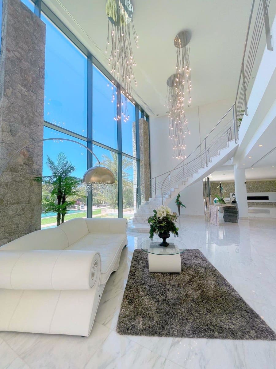 4 soveværelse Villa til salg i Santa Ponsa med swimmingpool - € 6.900.000 (Ref: 8925442)