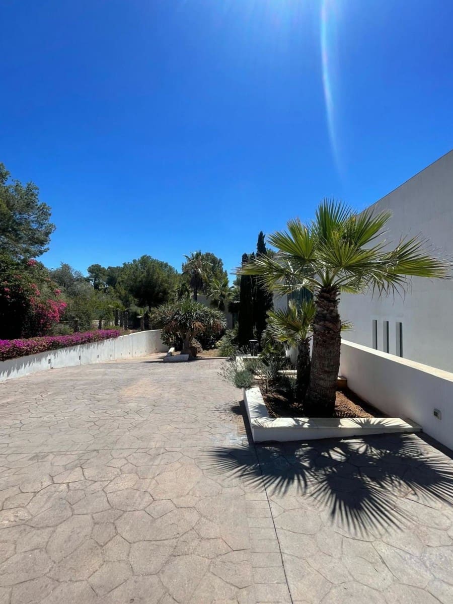 4 soveværelse Villa til salg i Santa Ponsa med swimmingpool - € 6.900.000 (Ref: 8925442)