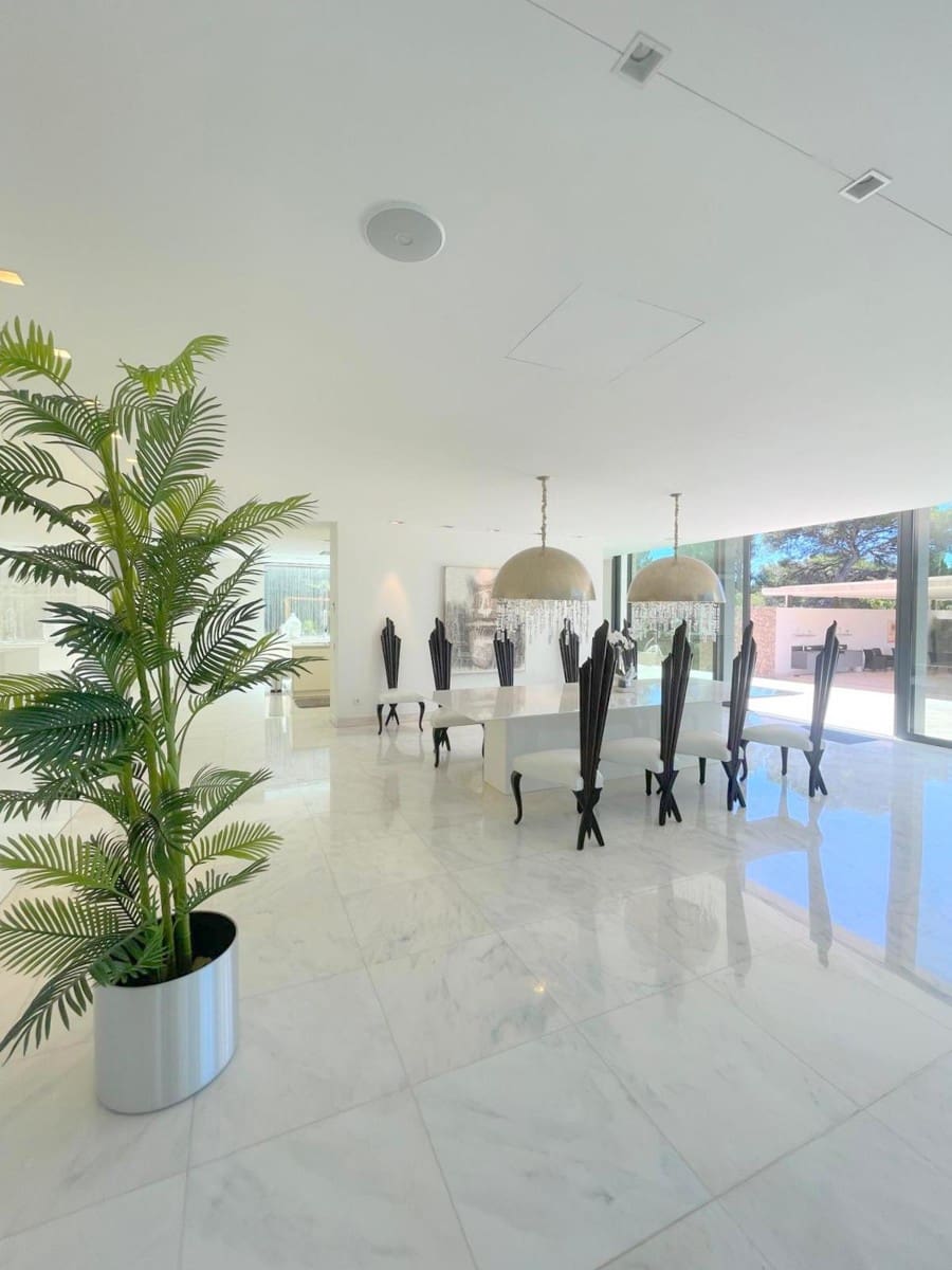 4 soveværelse Villa til salg i Santa Ponsa med swimmingpool - € 6.900.000 (Ref: 8925442)