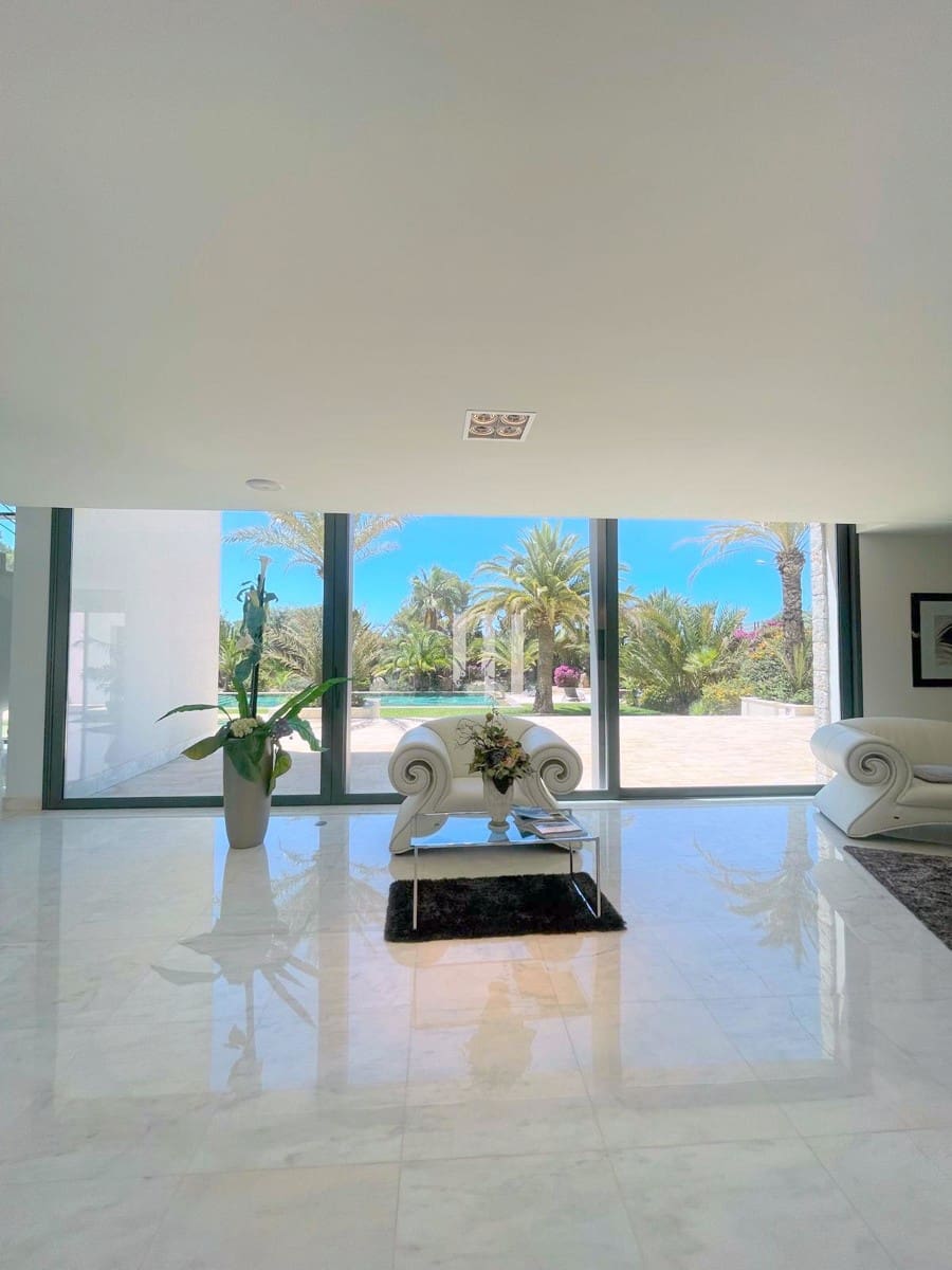 4 soveværelse Villa til salg i Santa Ponsa med swimmingpool - € 6.900.000 (Ref: 8925442)