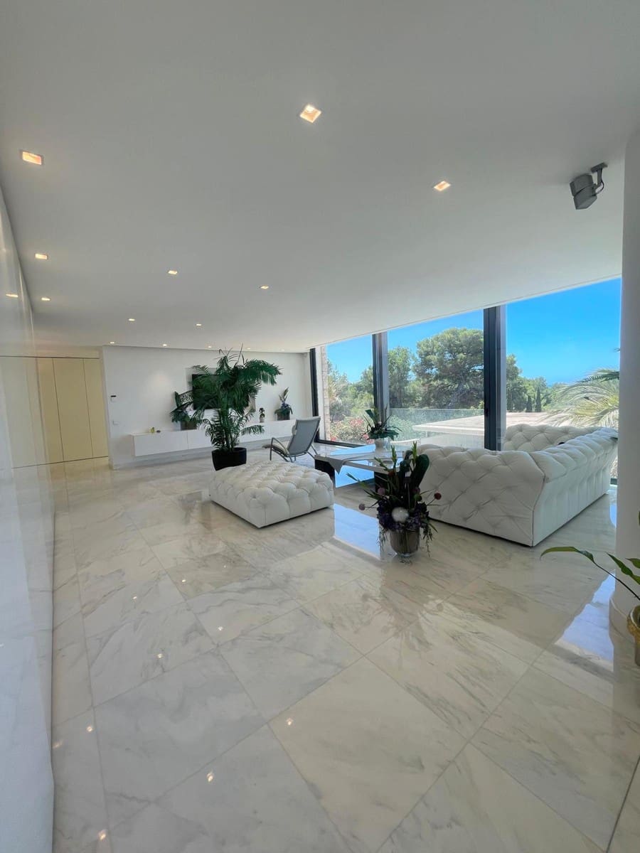 4 soveværelse Villa til salg i Santa Ponsa med swimmingpool - € 6.900.000 (Ref: 8925442)