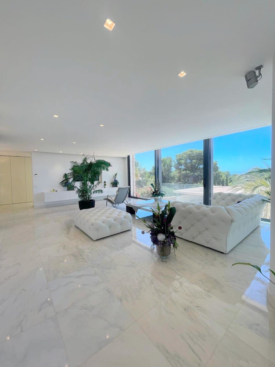 4 soveværelse Villa til salg i Santa Ponsa med swimmingpool - € 6.900.000 (Ref: 8925442)