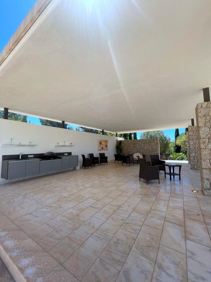 4 soveværelse Villa til salg i Santa Ponsa med swimmingpool - € 6.900.000 (Ref: 8925442)