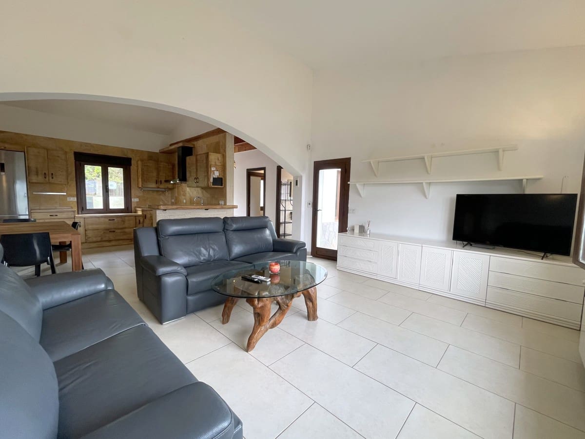 2 soverom Villa til salgs i Galilea med svømmebasseng - € 670 000 (Ref: 8929736)