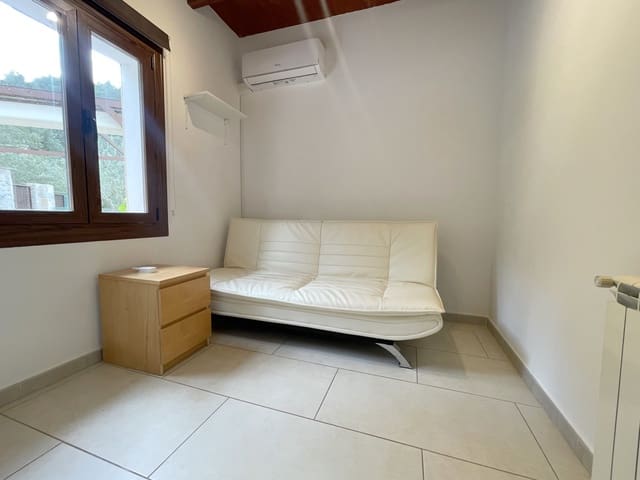 2 soveværelse Villa til salg i Galilea, Puigpunyent med swimmingpool - € 670.000 (Ref: 8929736)