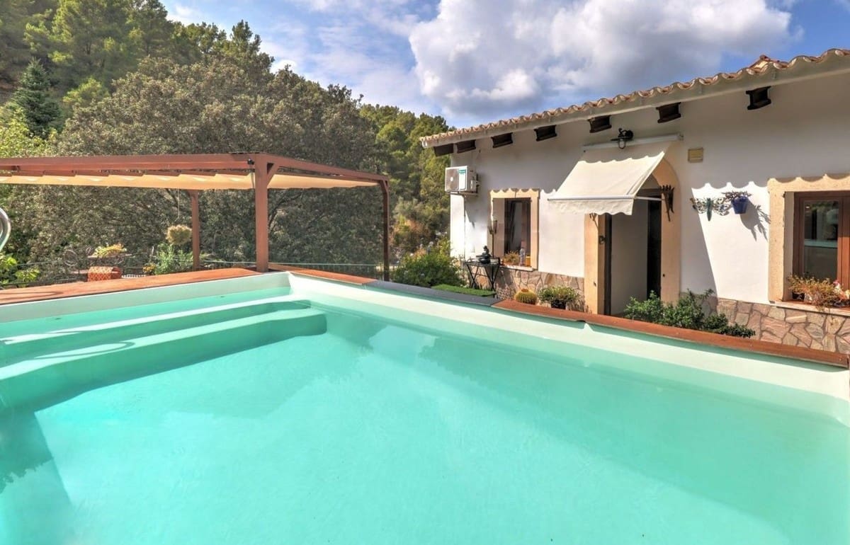 2 soverom Villa til salgs i Galilea med svømmebasseng - € 670 000 (Ref: 8929736)